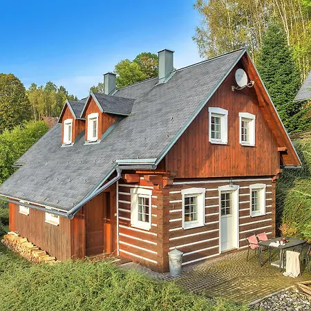 Modern Na Zlatniku Zlata Olesnice (Jablonec nad Nisou)